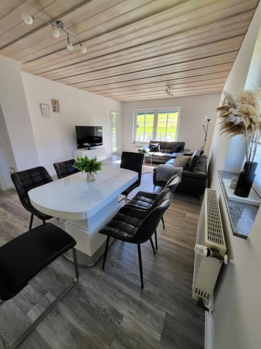 Ferienwohnung Im Ferndorftal 希尔兴巴赫 外观 照片